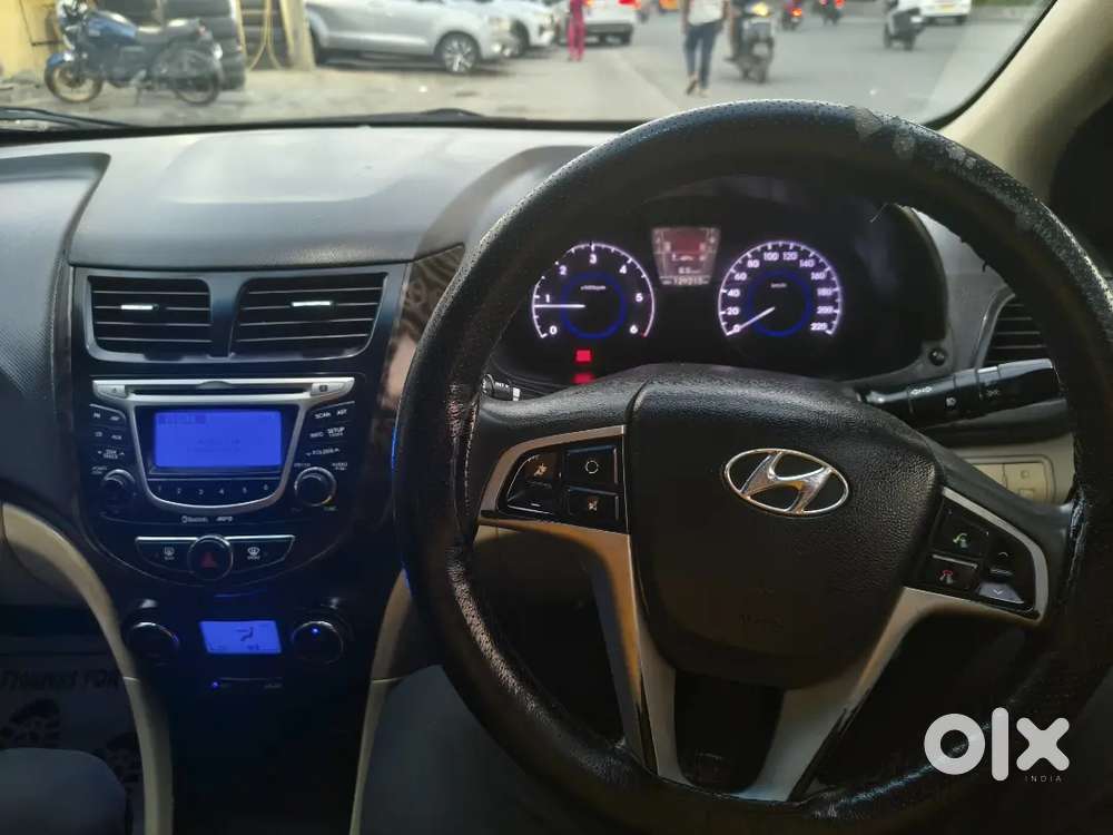 Hyundai Verna 2011 Diesel 128000 Km Driven