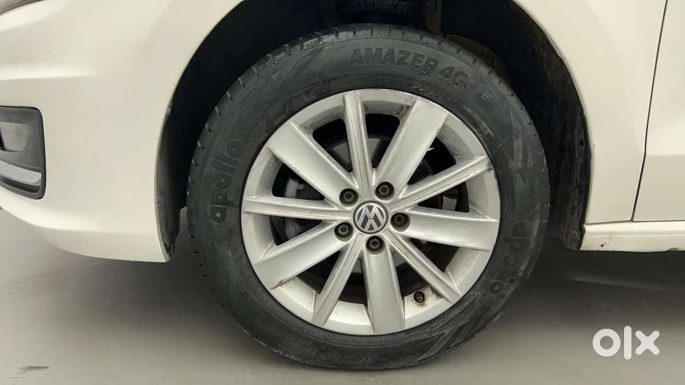 Volkswagen Vento 1.2 Tsi Highline At, 2016, Petrol