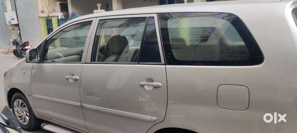 Toyota Innova (2006)