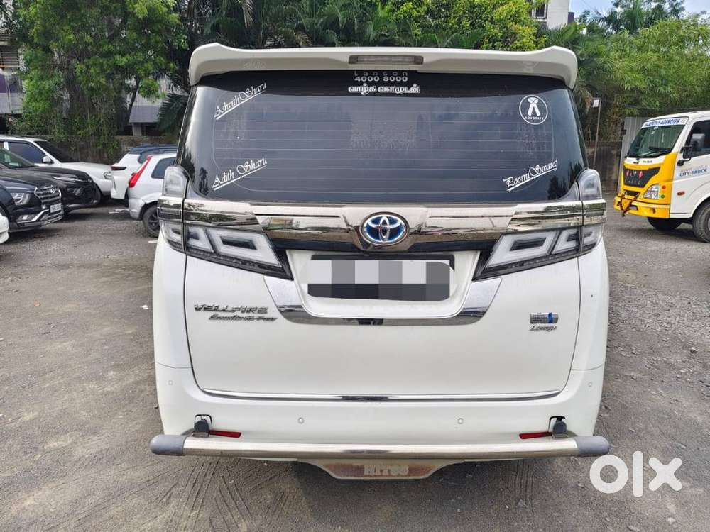 Toyota Vellfire 2.5 Hybrid, 2022, Petrol