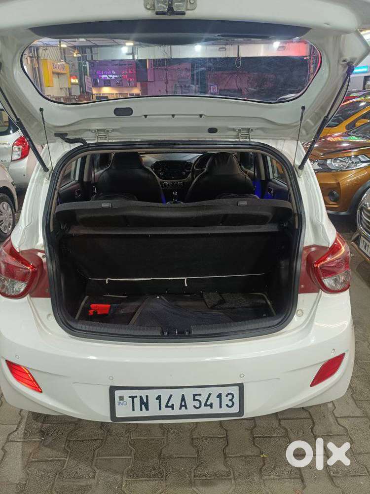 Hyundai Grand I10 Sportz, 2014, Petrol