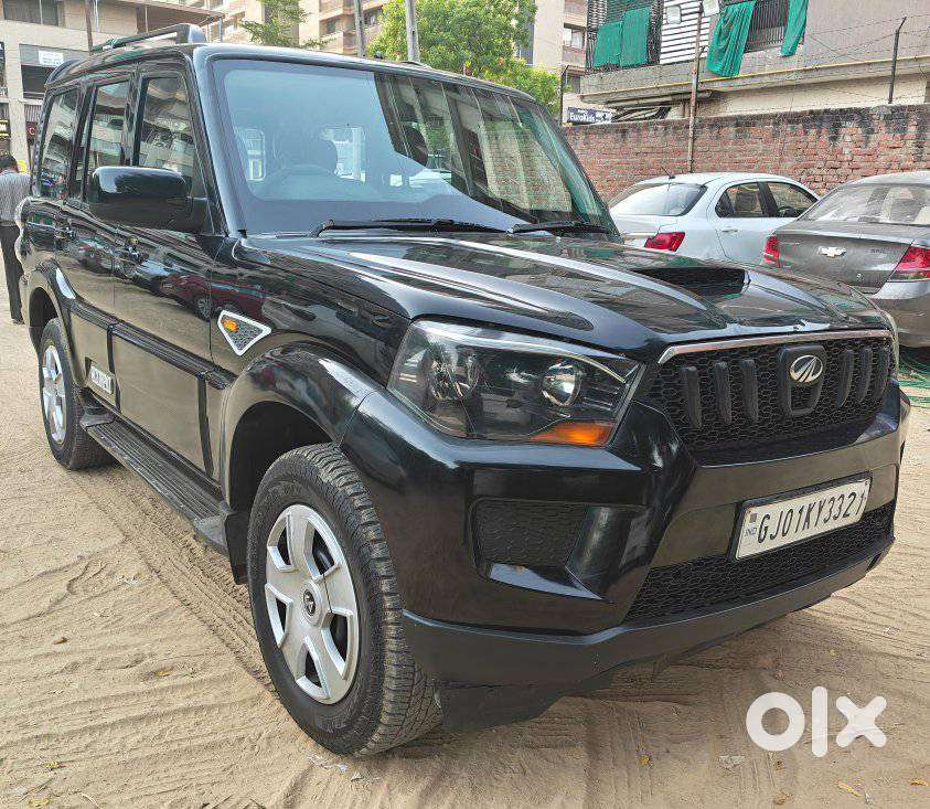 Mahindra Scorpio S6 Plus, 2017, Diesel