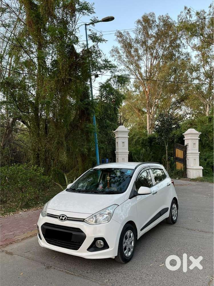 Hyundai Grand I10 2015 Petrol 55000 Km Driven