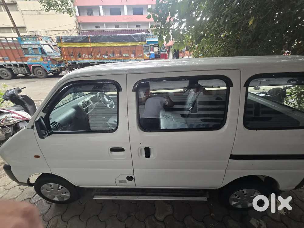 Maruti Suzuki Eeco Ac 2025