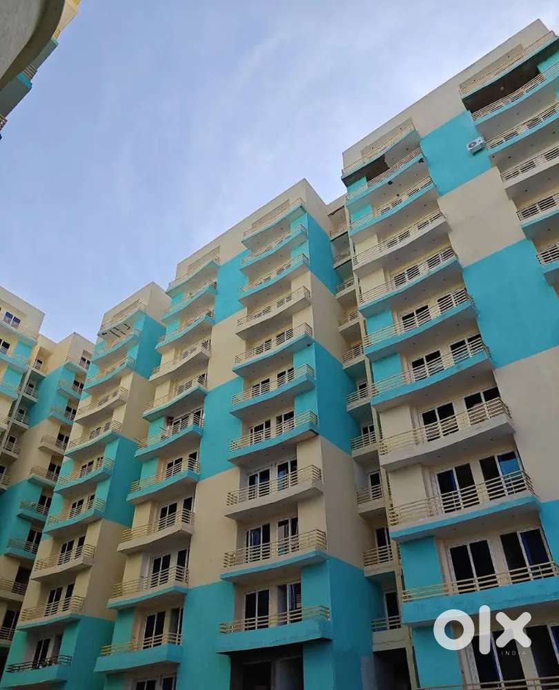 Fully Furnished 2BHK Flat for Rent  Paras Green  ₹25,000
