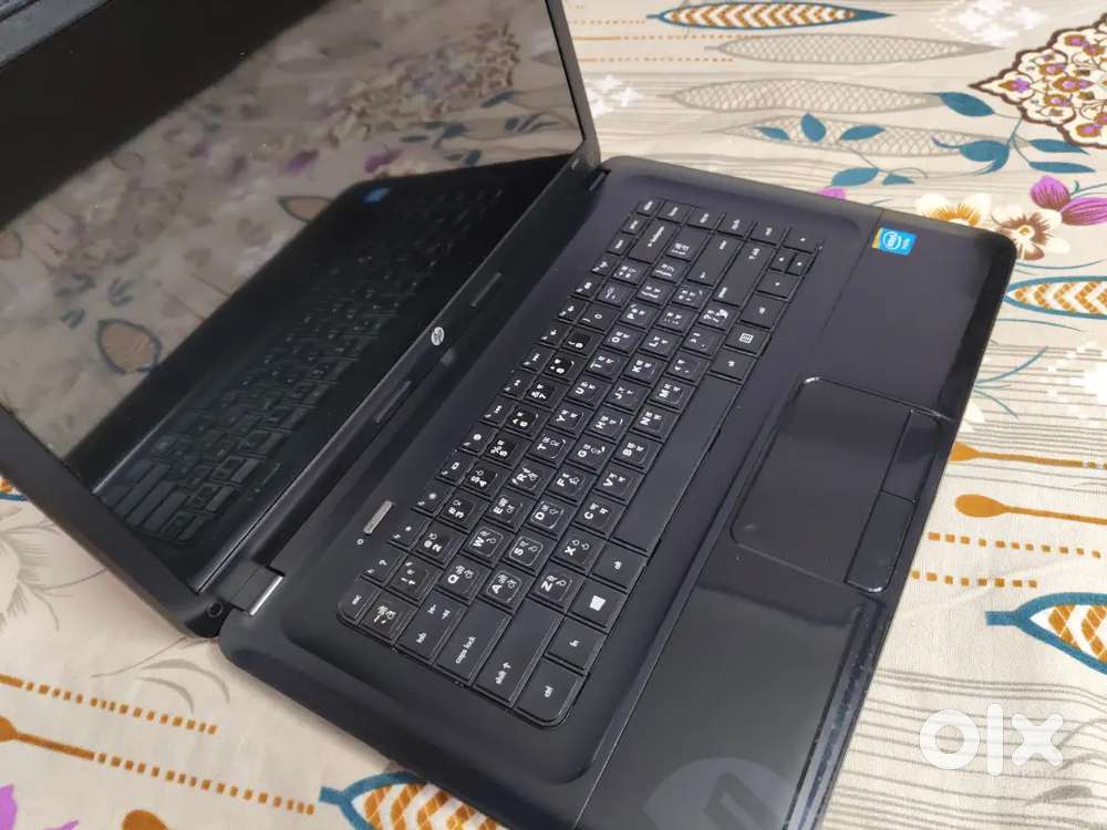 Hp 2000 laptop 15.6 inch screen