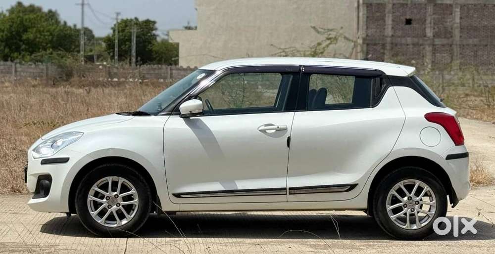 Maruti Suzuki Swift Amt Zxi Plus, 2018, Petrol