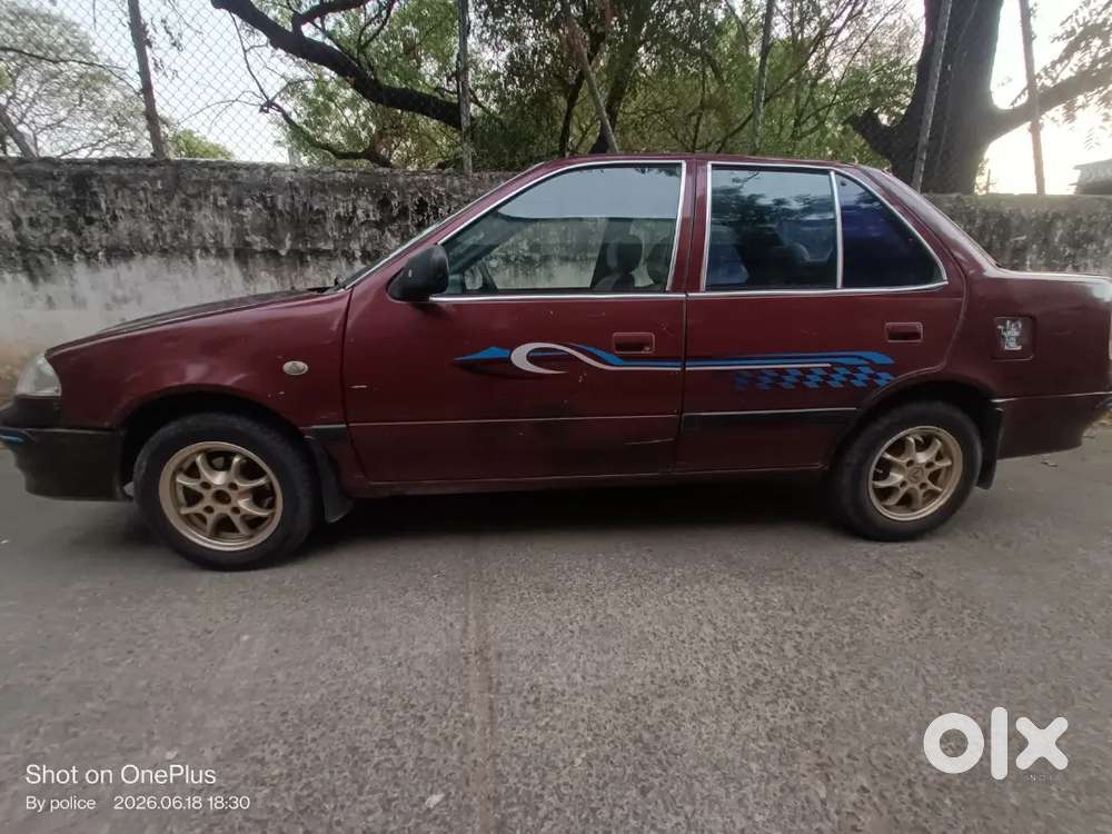 Maruti Suzuki Esteem 2006