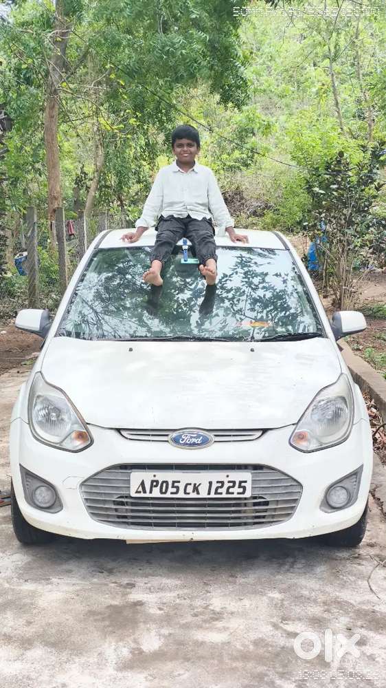 Ford Figo 2013 Diesel 110000 Km Driven