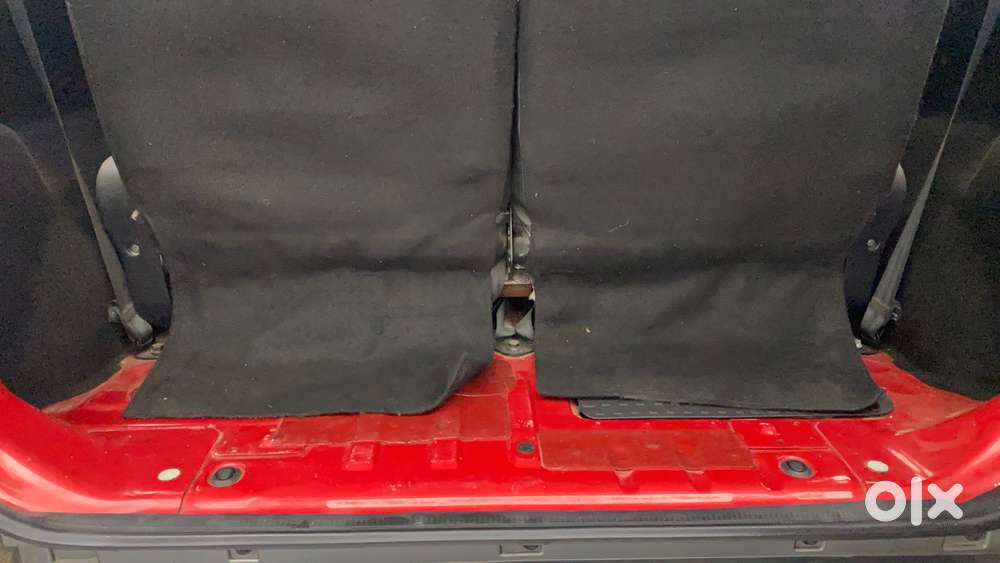 Mahindra Thar Lx 4-str Convertible At, 2021, Petrol