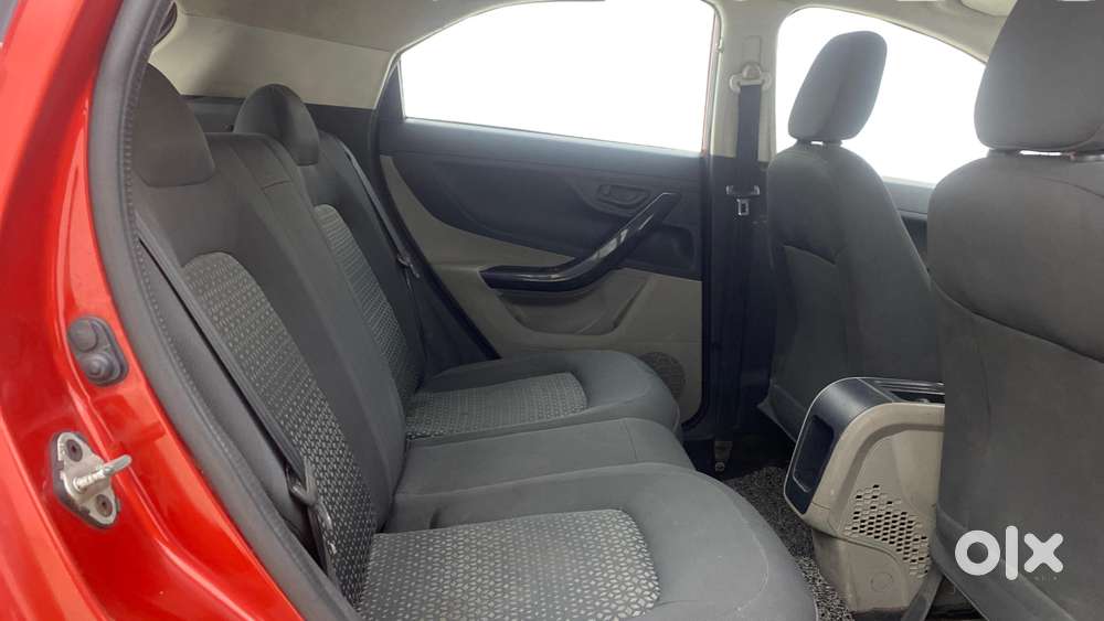 Tata Nexon 1.5 Revotorq Xm, 2018, Diesel