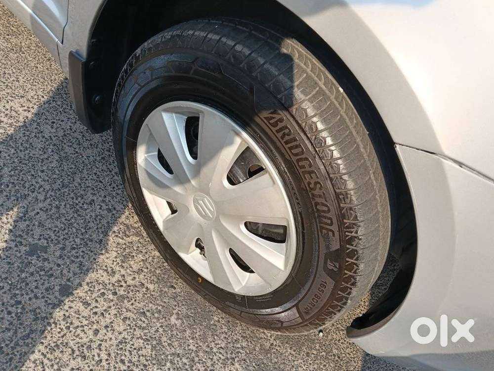 Maruti Suzuki Swift Dzire Vxi Optional, 2011, Petrol