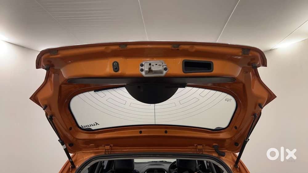Tata Tiago 1.2 Revotron Xz Plus Dual Tone, 2018, Petrol