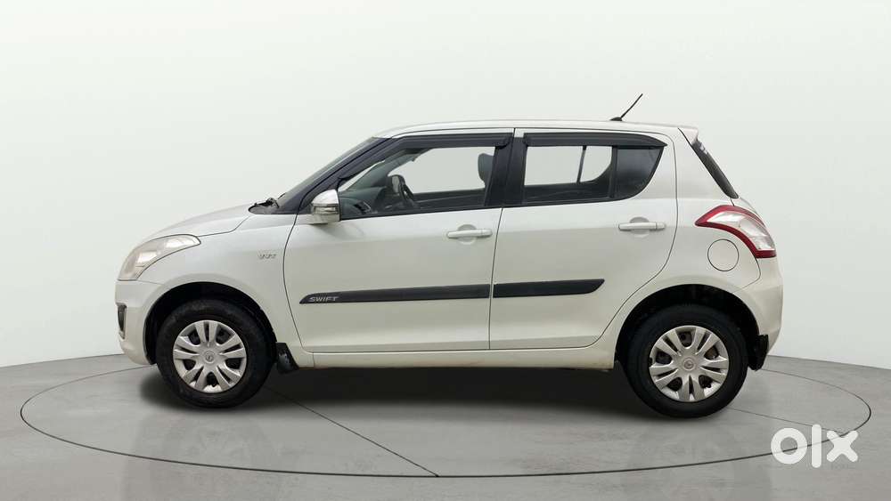 Maruti Suzuki Swift Vxi, 2016, Petrol