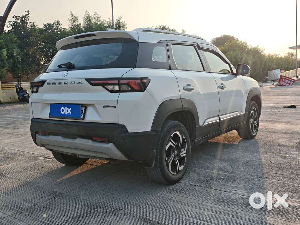 Maruti Suzuki Brezza 1.5 Zxi Plus Smart Hybrid, 2022, Petrol