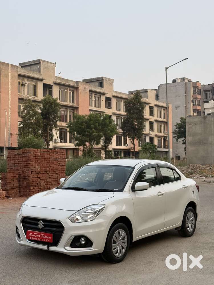 Maruti Suzuki Dzire 1.2 Vxi, 2023, Petrol