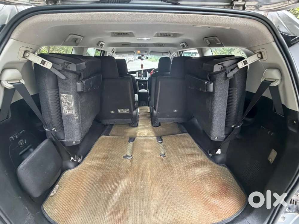 Toyota Innova Crysta 2.4 G Mt 7 Str, 2019, Diesel
