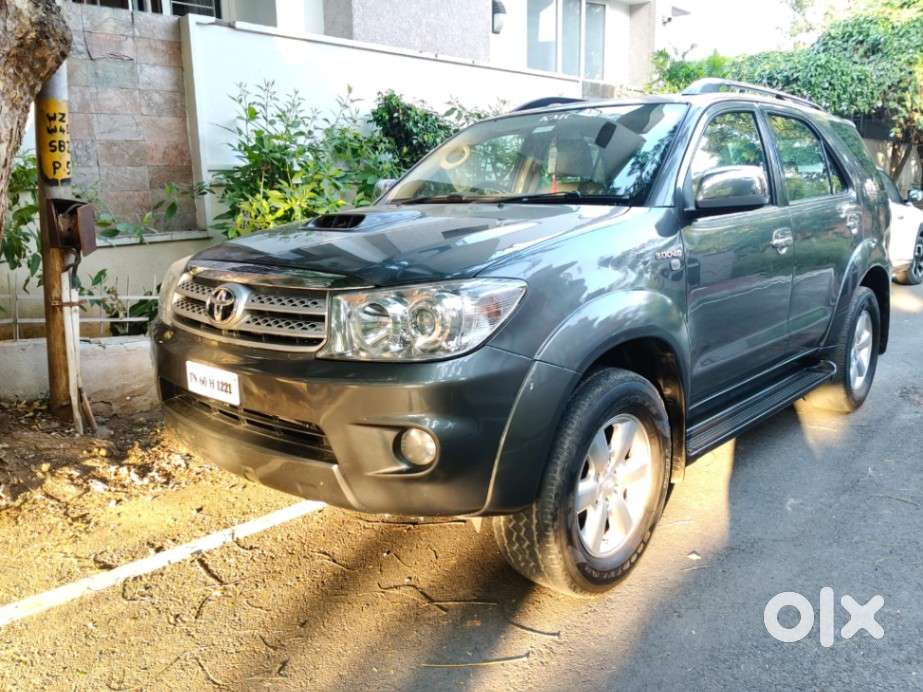 Toyota Fortuner 3.0 4x4 Manual, 2011, Diesel
