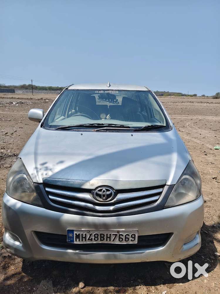Toyota Innova 2006 Model