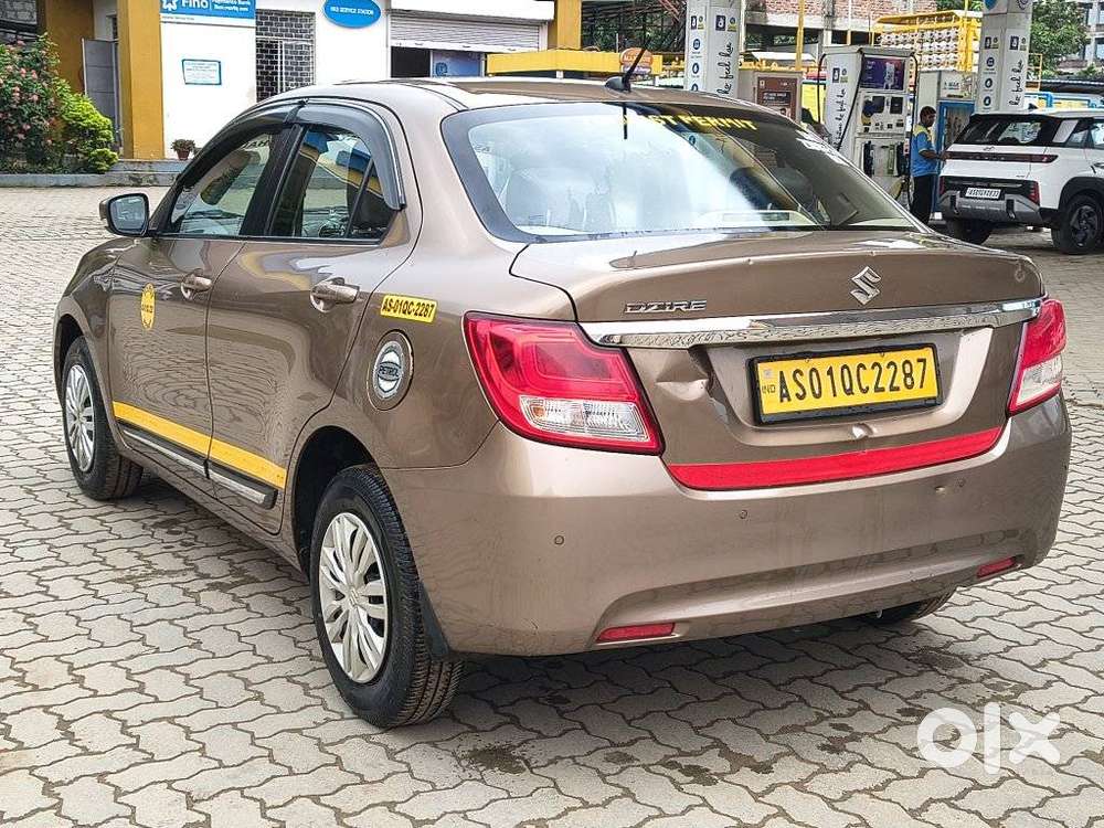 Maruti Suzuki Dzire 1.2 Vxi, 2023, Petrol