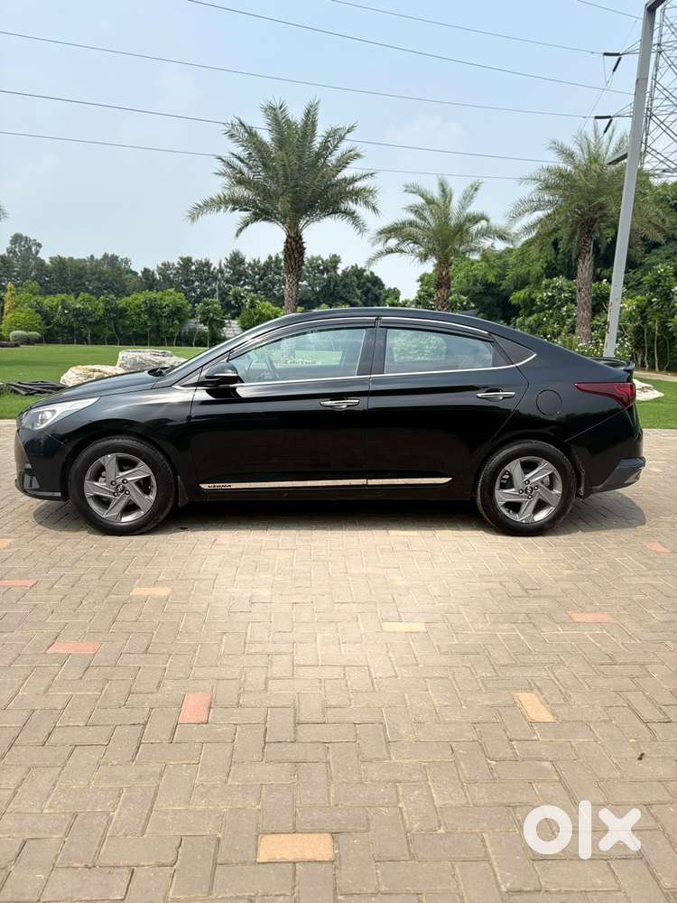 Hyundai Verna 1.5 Sx Petrol Mt, 2020, Petrol