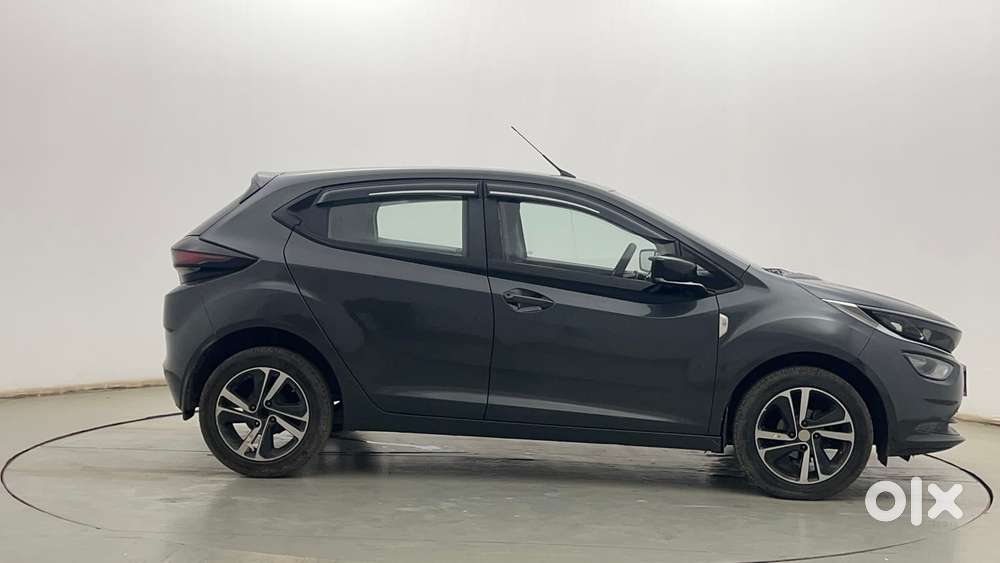 Tata Altroz Xz, 2022, Petrol