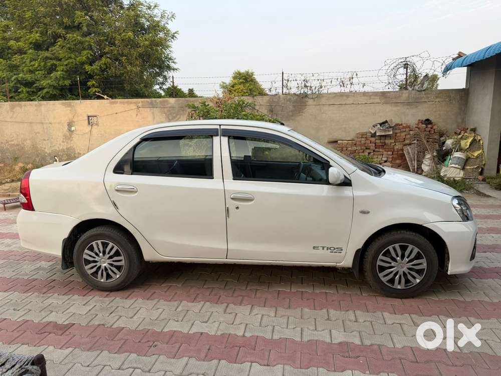 Toyota Etios Diesel Manual 2012