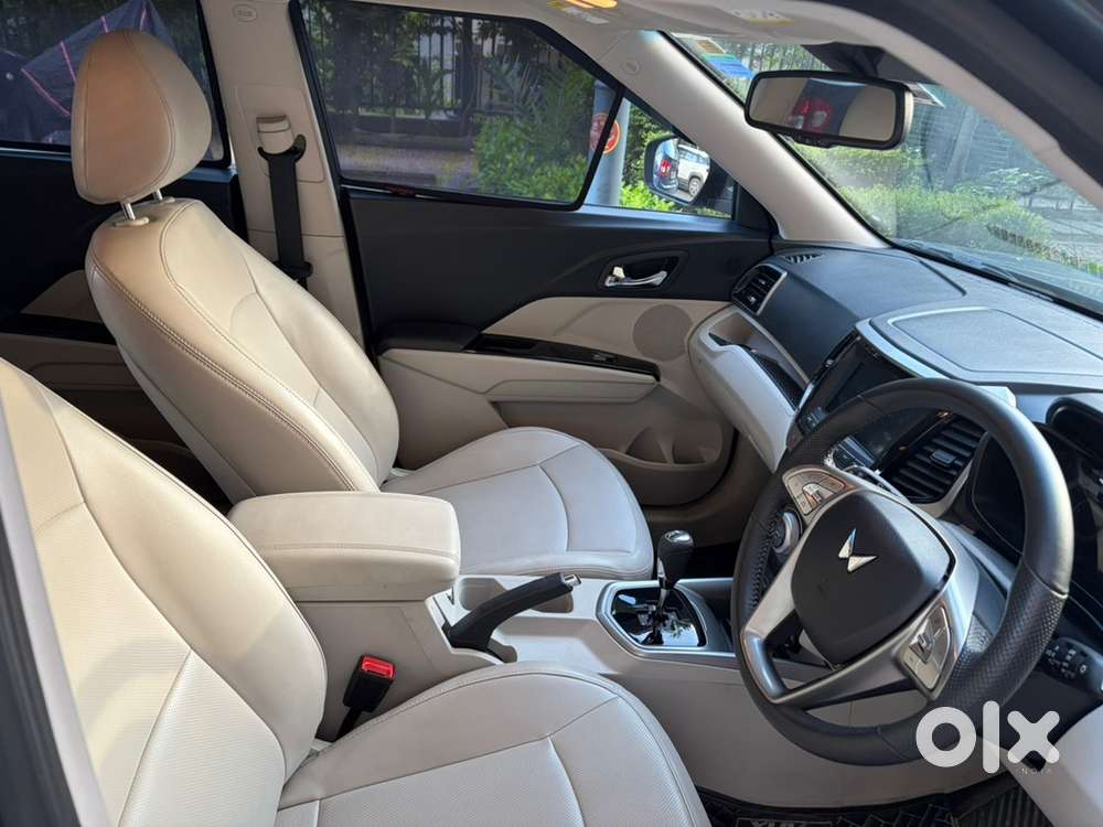 Mahindra Xuv300 Petrol 2024