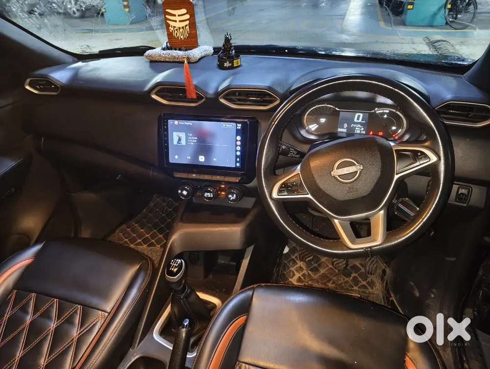 Nissan Magnite Acenta B4d 2025