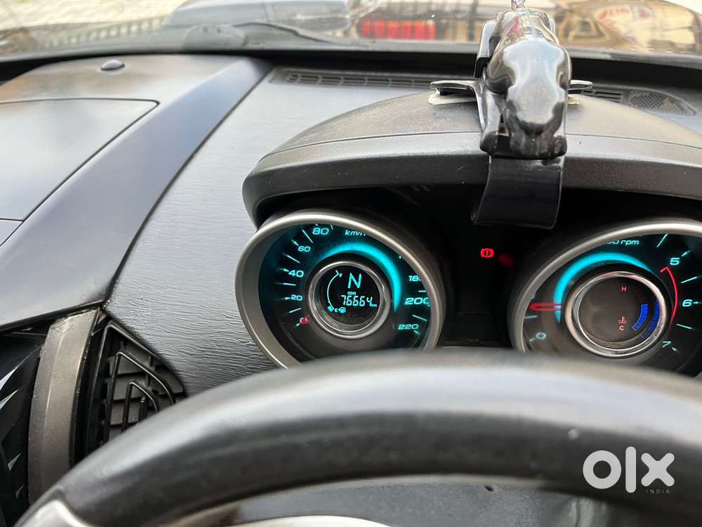 Mahindra Xuv500 2.2 W10 Sportz Edition Mt, 2017, Diesel