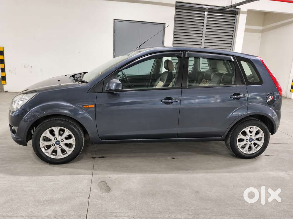Ford Figo Zxi Duratec 2010