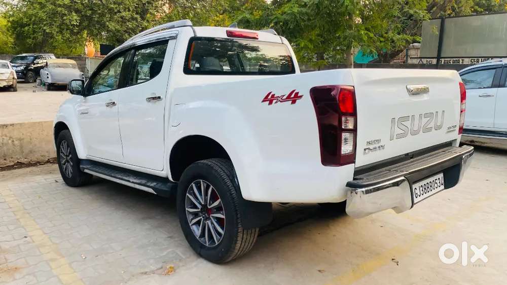 Isuzu V-cross 2020 Camper