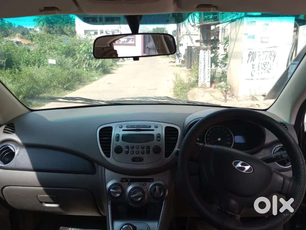 Hyundai I10 Sportz 2012 Second-owner