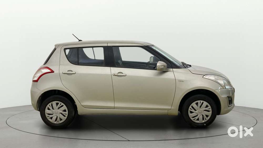 Maruti Suzuki Swift Vxi, 2015, Petrol