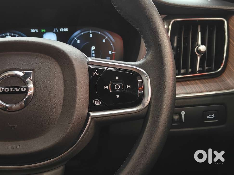 Volvo Xc60 D5 Inscription, 2021, Diesel