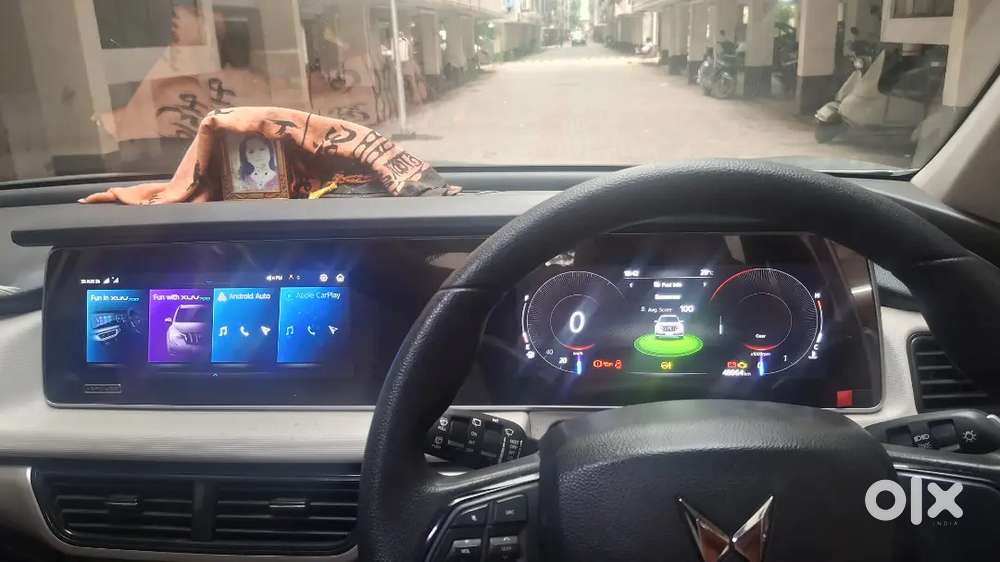 Mahindra Xuv700 Ax 3 2023