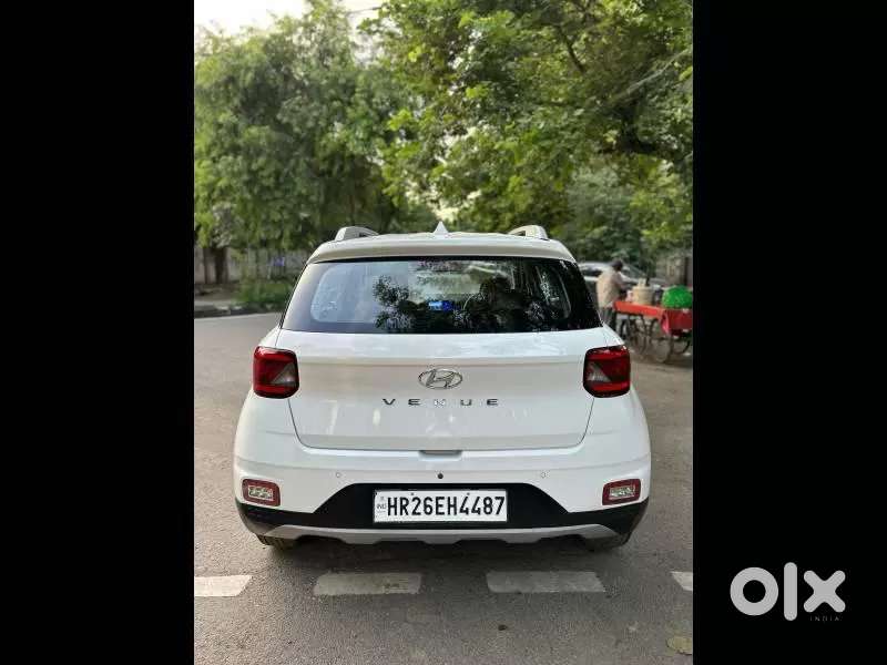 Hyundai Venue S 1.2 Petrol, 2020, Petrol