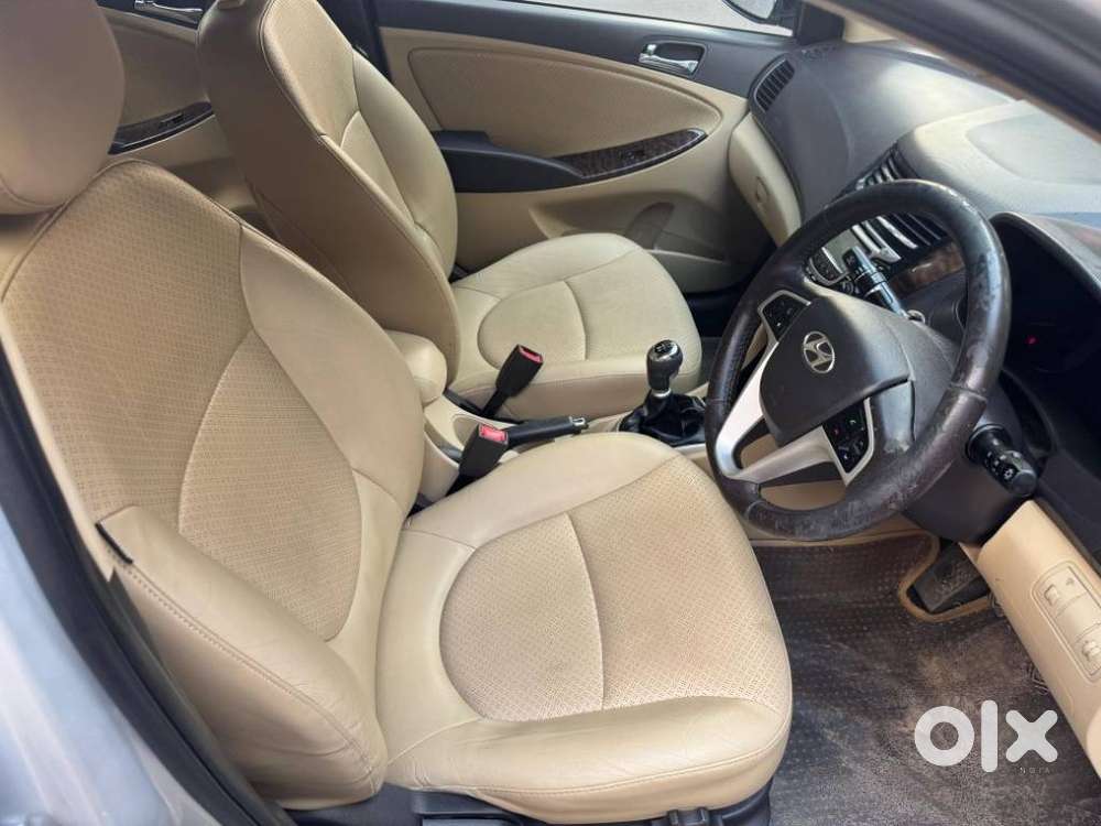 Hyundai Verna 1.6 Sx (o) Vtvt, 2011, Petrol