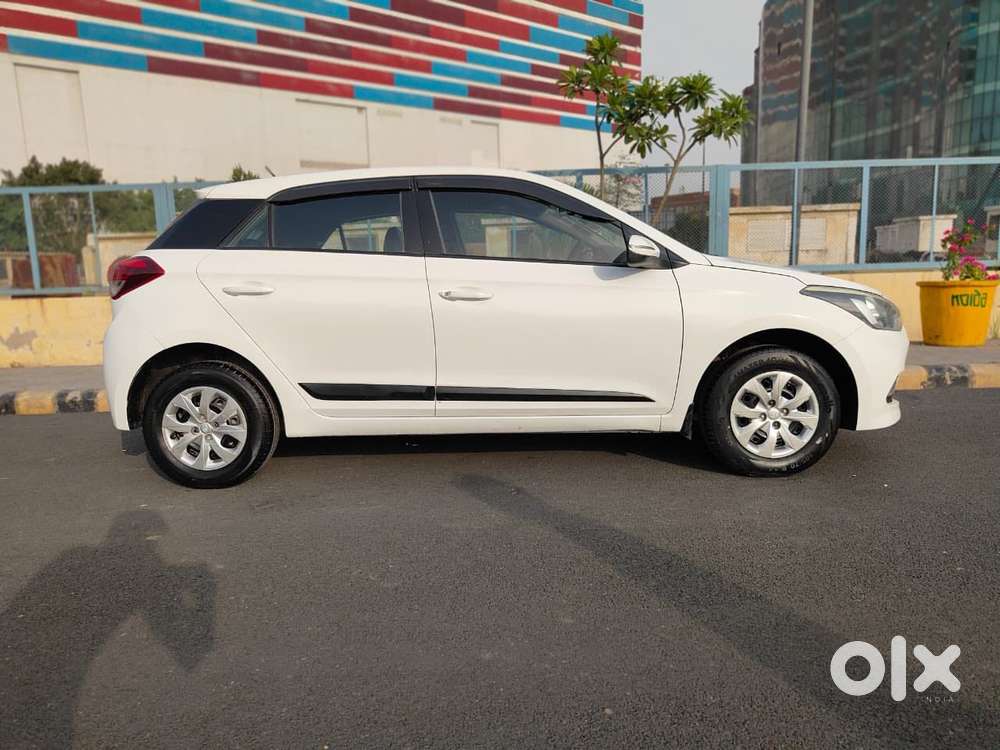 Hyundai I20 1.4 Sportz, 2016, Petrol