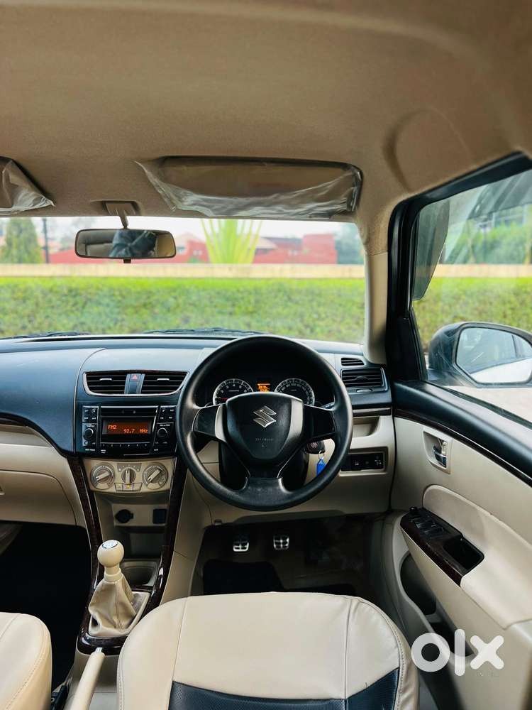 Maruti Suzuki Swift Dzire Vxi Optional, 2016, Petrol