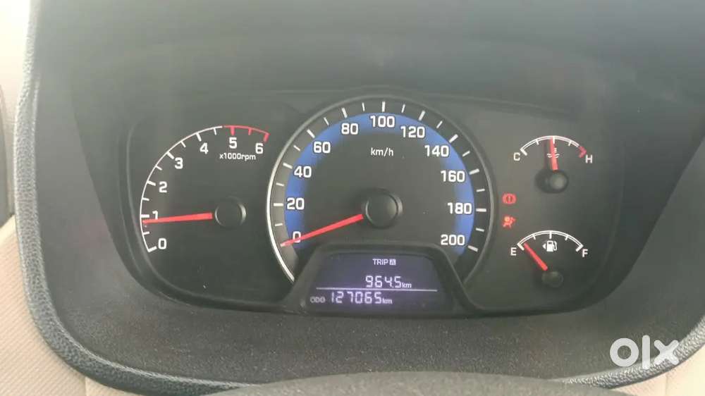 Hyundai Xcent 2017 Diesel 127000 Km Driven Good Condition Excellent
