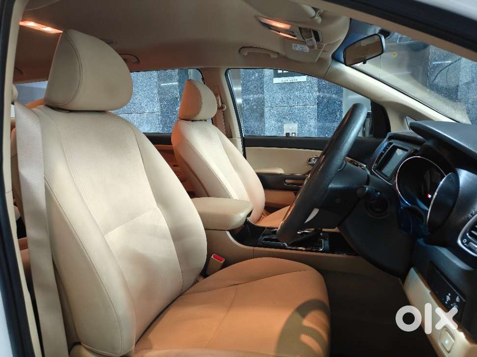 Kia Carnival Premium, 2021, Diesel