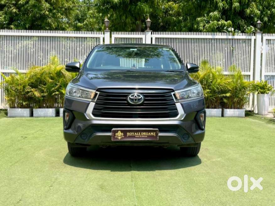 Toyota Innova Crysta 2.4 G Mt, 2022, Diesel