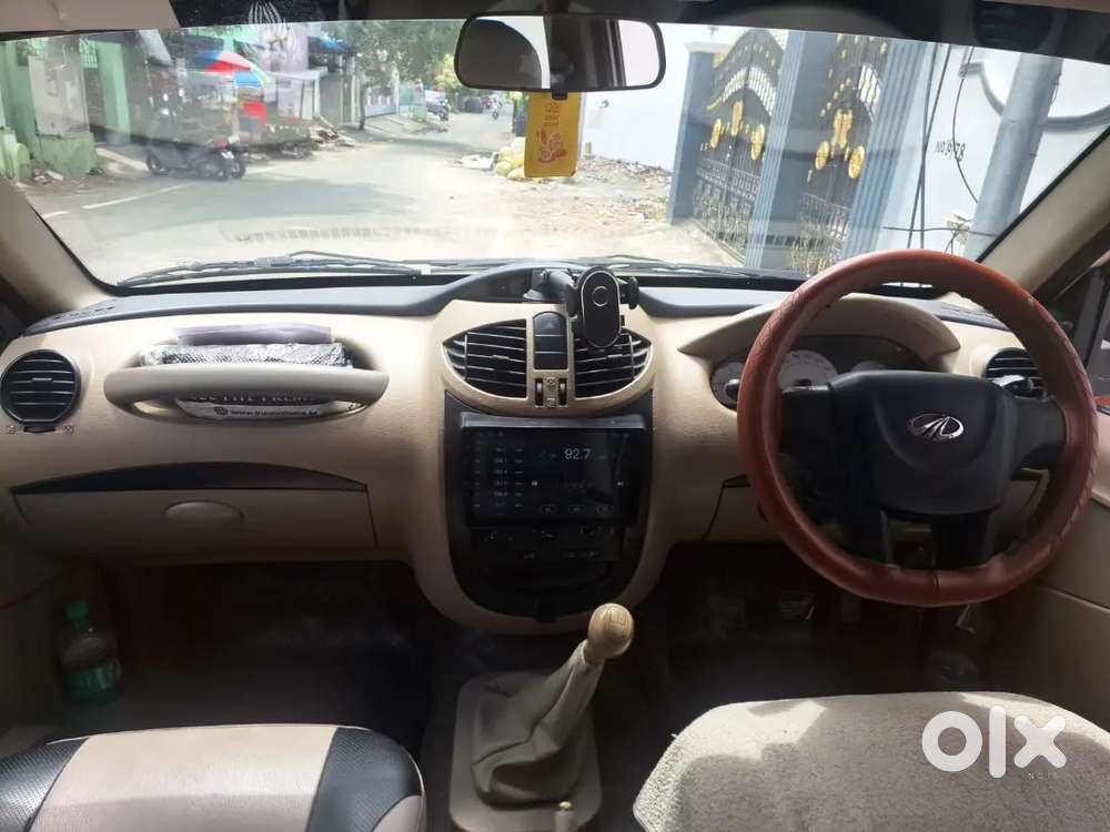 Mahindra Xylo D4