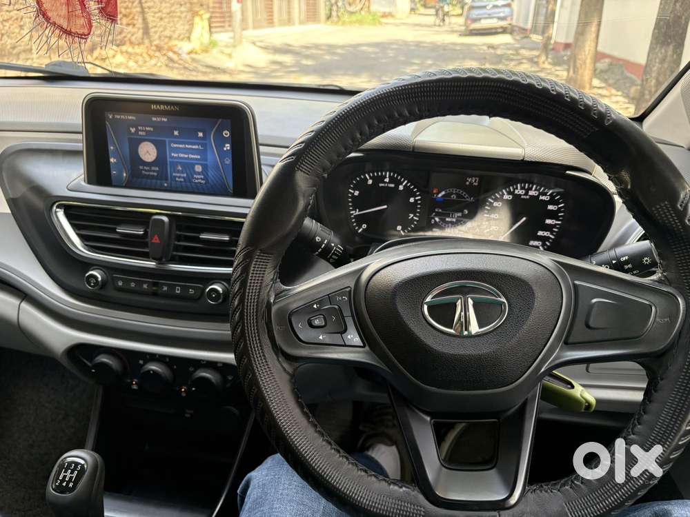 Tata Altroz 1.2 Xm Plus, 2021, Petrol