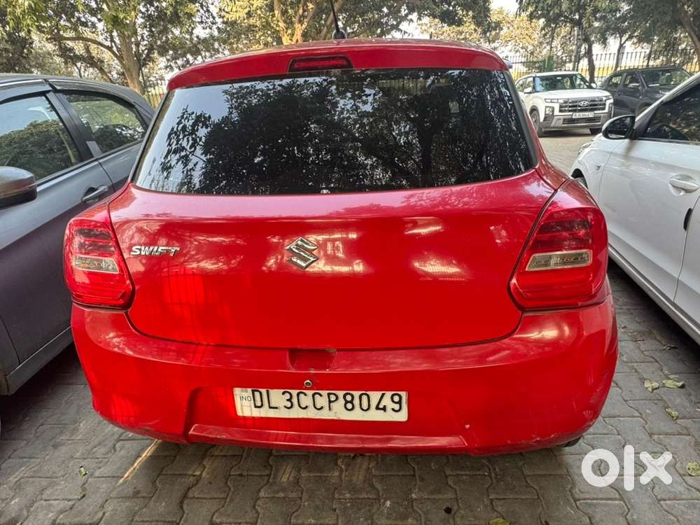 Maruti Suzuki Swift 2018 Vxi Amt At