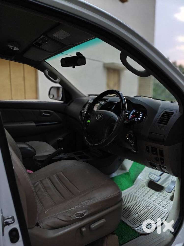 Toyota Fortuner 4x2 At 2.8 Diesel, 2013, Diesel