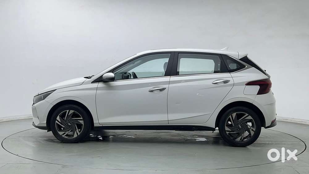 Hyundai I20 Asta (o) 1.2 Ivt, 2022, Petrol