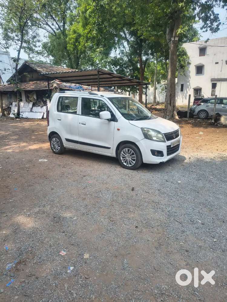2nd Owner Maruti Wagon R 2013 All Tyre New