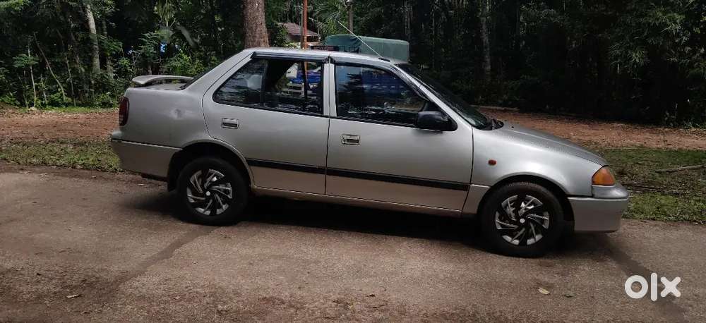 2003 Maruti Suzuki Esteem